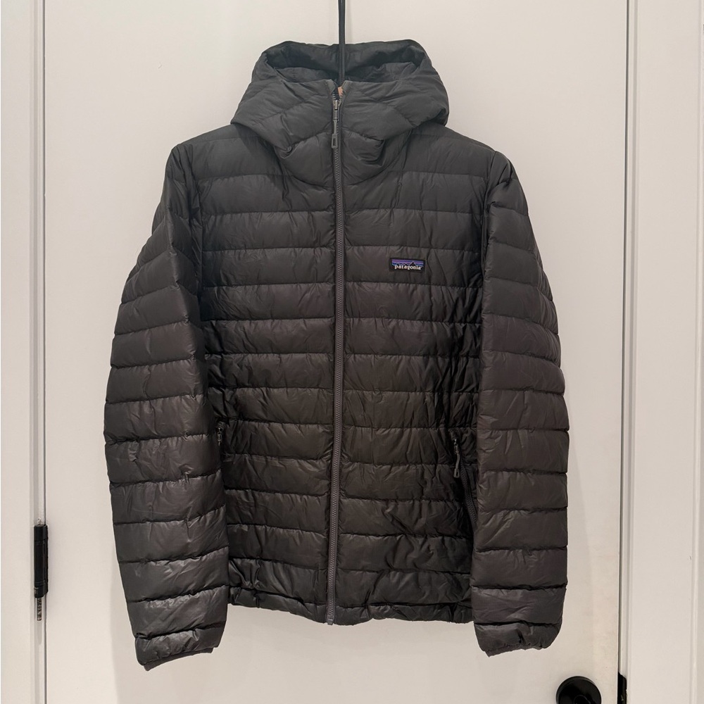 Patagonia Down Sweater Hoody – Men’s M – Grey